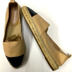 Banana Republic Leather Slip On Shoes 8 Tan Black Preppy Classic Quiet Luxury